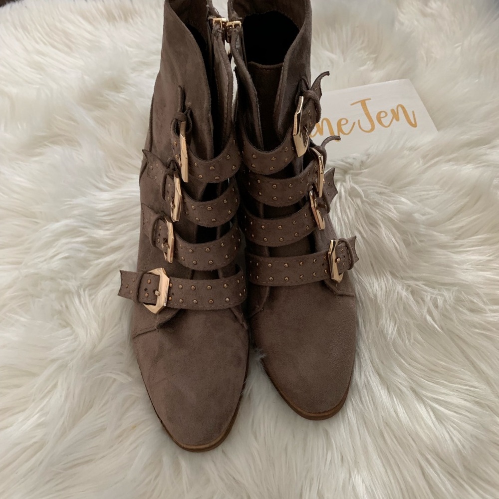 Catherine Malandrino Patsy Buckle Bootie Nwot - image 3